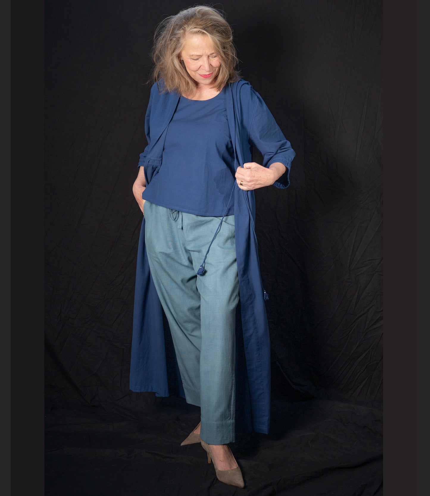 Dress of organic cotton dyed in dazzling indigo