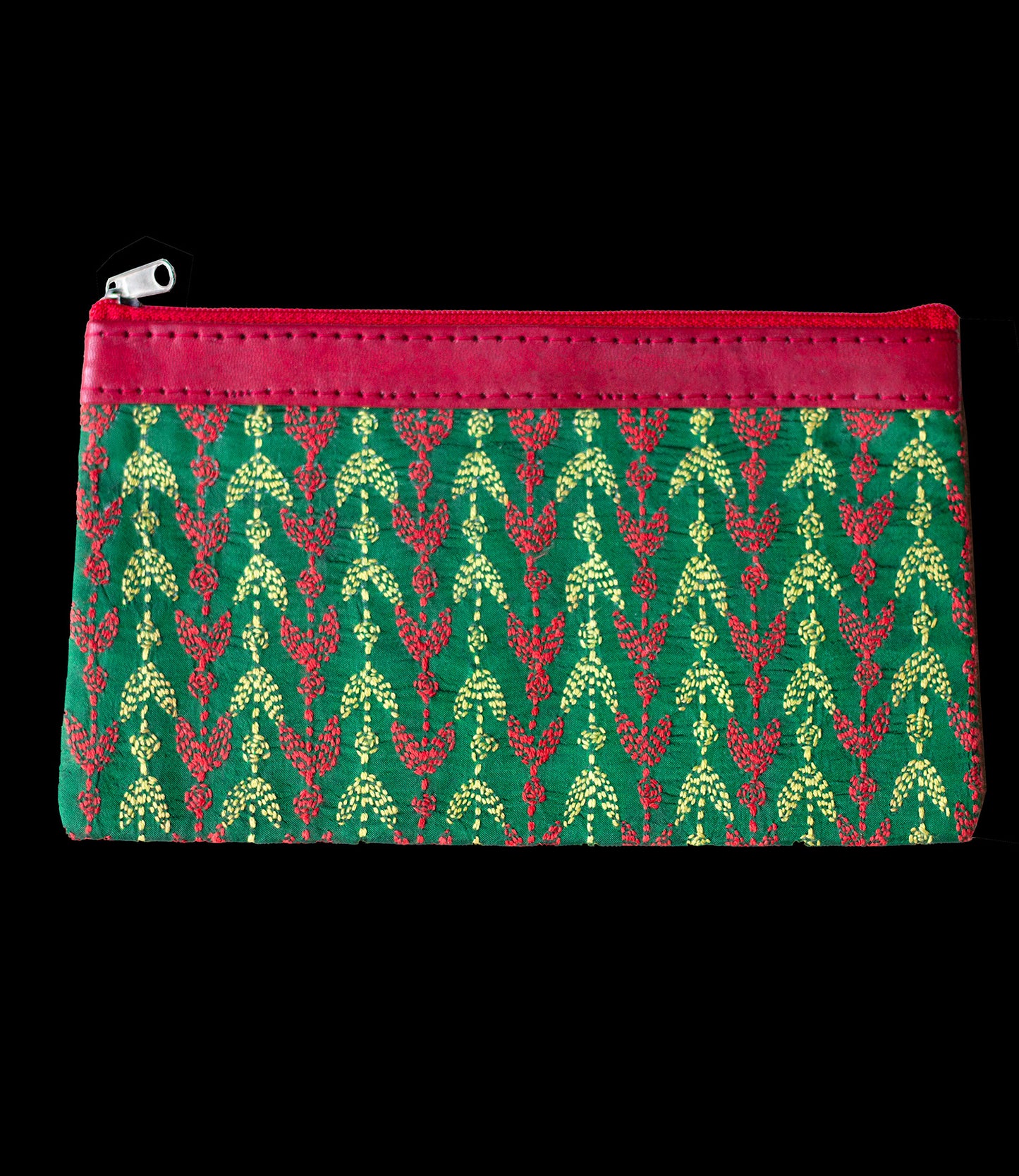 Bestickter Seidenbeutel grün-rot