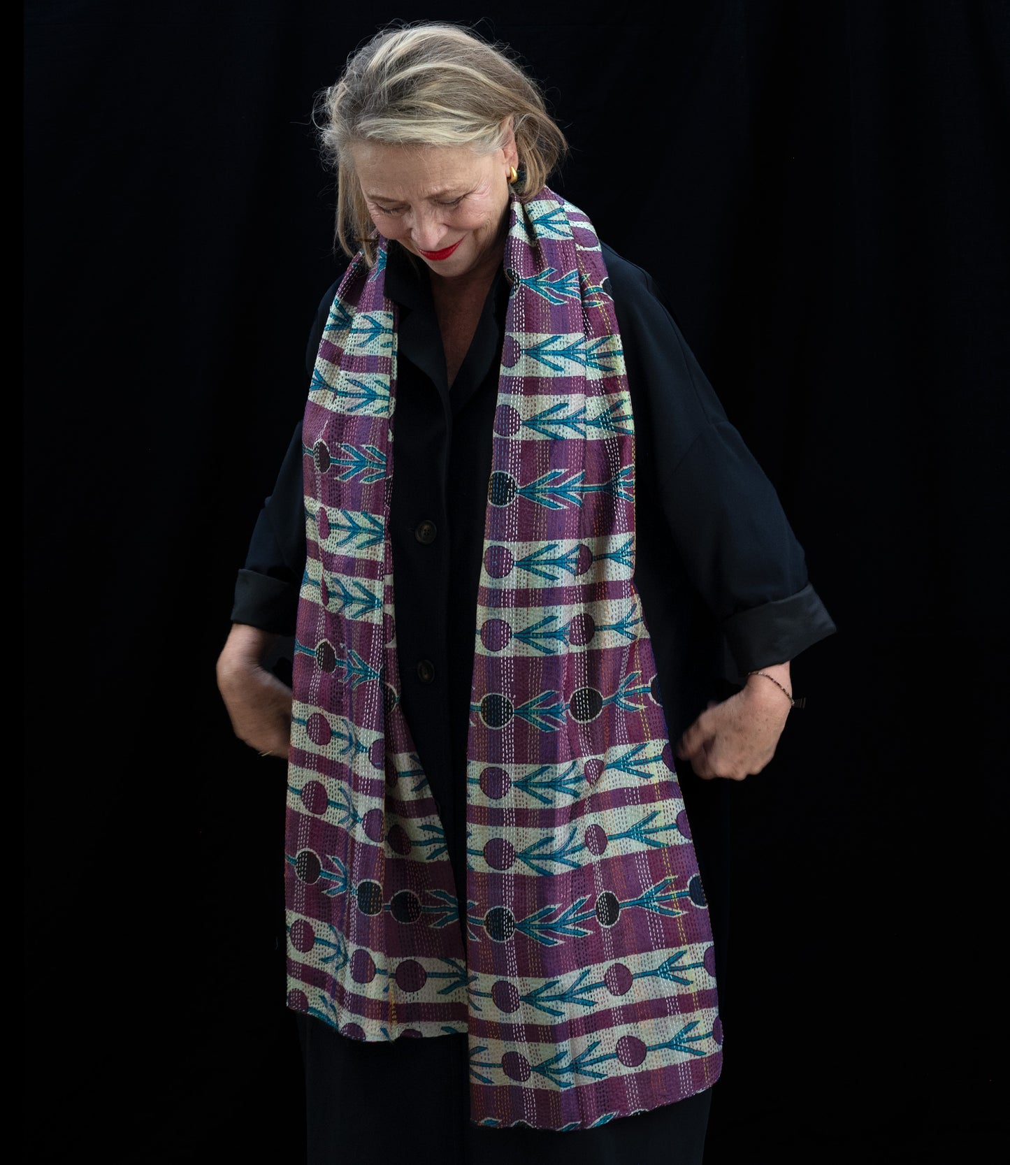 Kantha-Schal aus recycelter Seide Purple Poppy