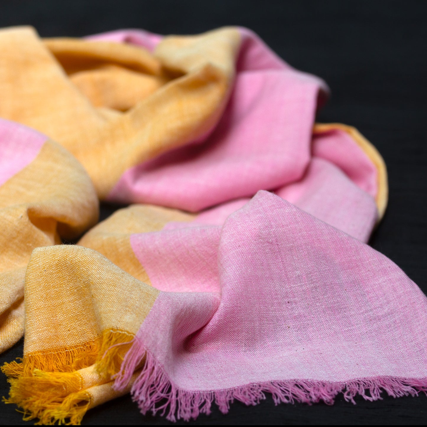 Sjaal biokatoen roze-geel