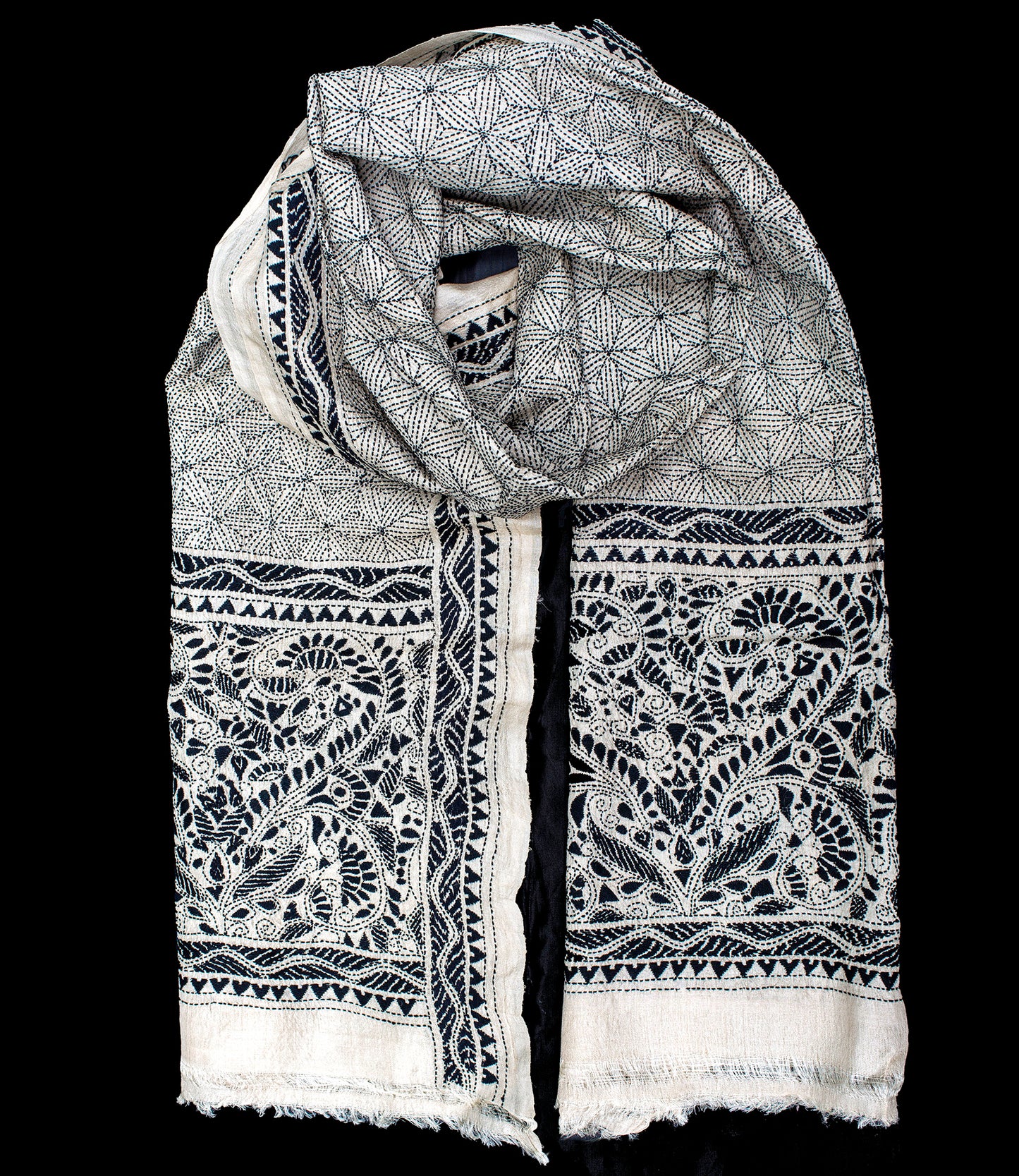 Nakshi Kantha scarf Velvet Black