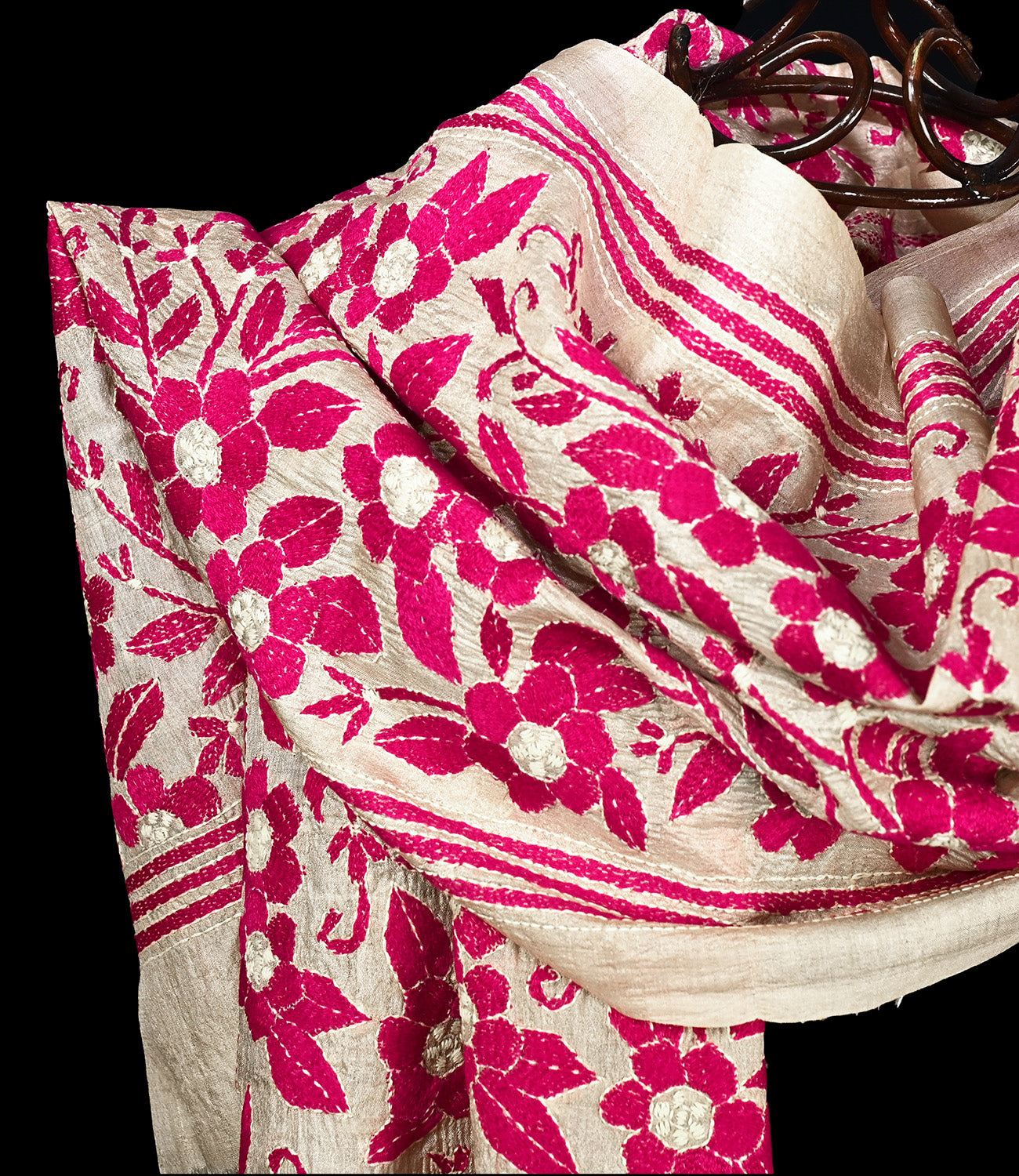 Nakshi Kantha-Schal in Herbstfarben auf Wildseide