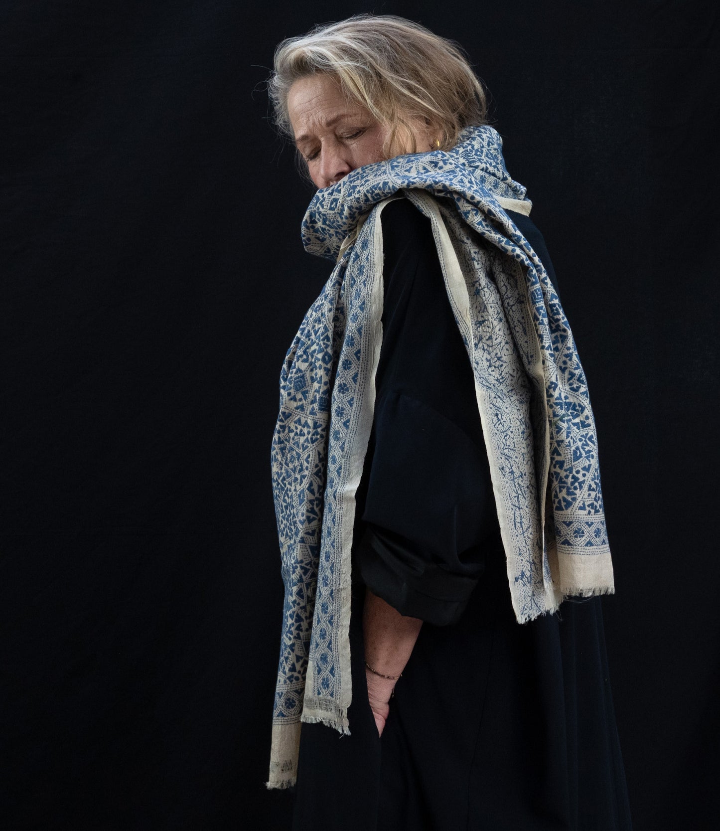 Nakshi Kantha sjaal Blue Geometry