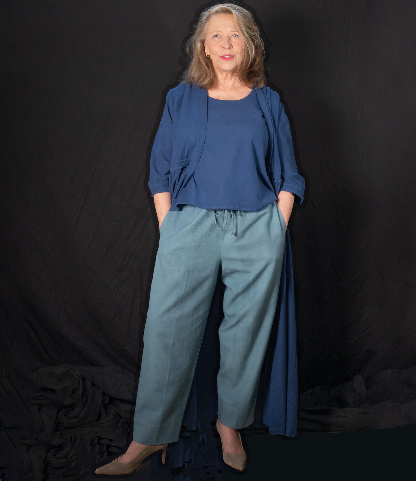 Cotton trousers in two shades of indigo available