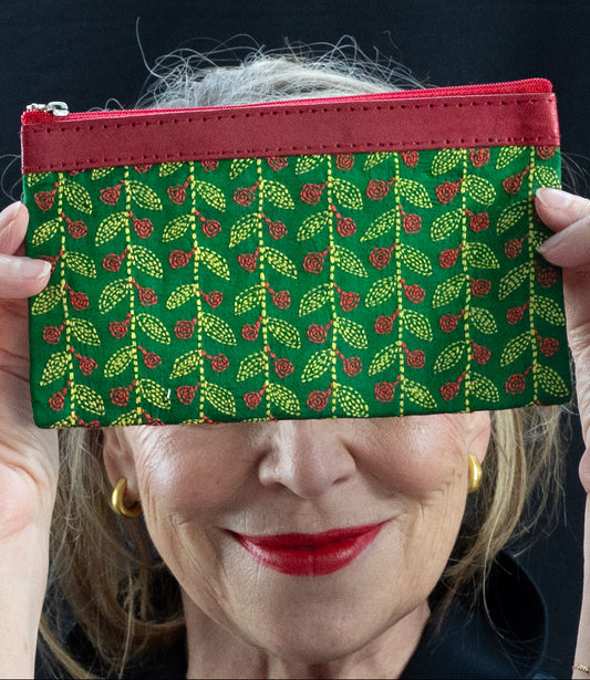 Embroidered silk pouch green-red