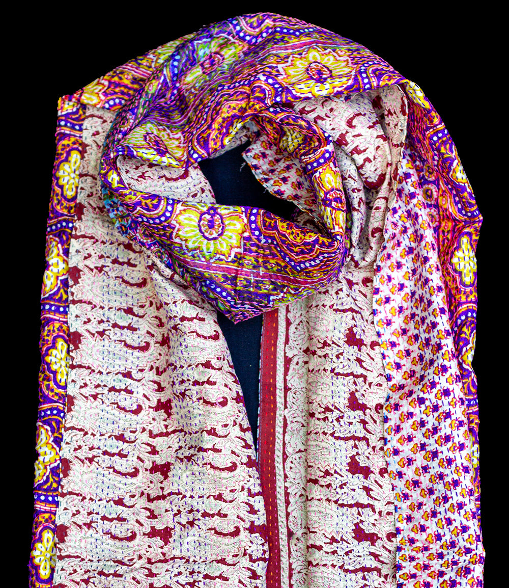 Kantha scarf recycled silk Orange-blue with gold edge