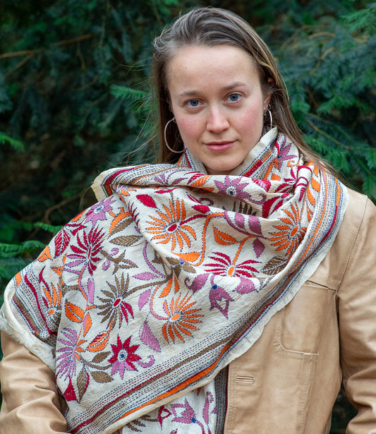 Nakshi Kantha sjaal Bloemen Warmroze Oranje