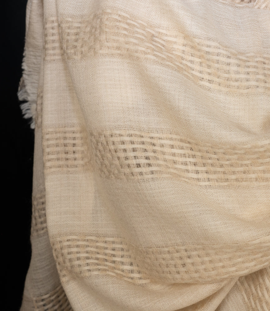 Pure pashmina shawl, natural ivory color, handwoven