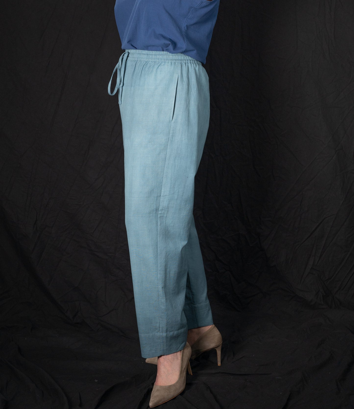 Cotton trousers in two shades of indigo available